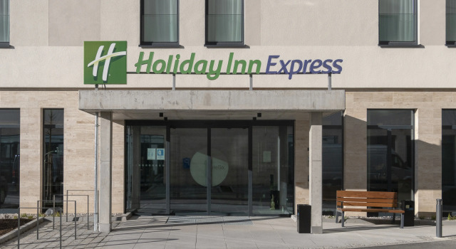 Holiday Inn Express Munich North by IHG