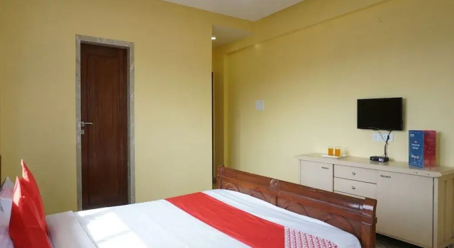 OYO 24793 Eagle Villa, Réserver Villa Hôtels à Maharashtra avec piscine, Piscine