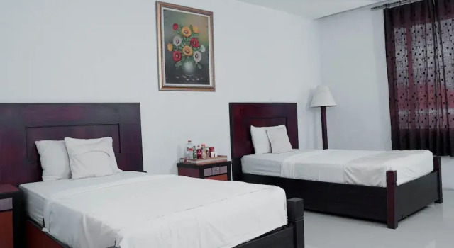 3366 Ersha Hotel, Rezervovat Hotel Hotely v Kalimantan s parkováním, Parkování