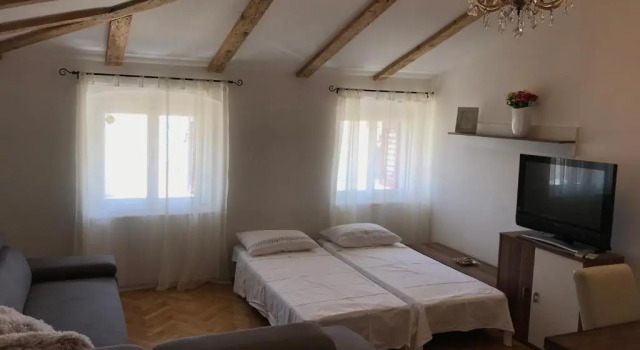 Апартаменты с видом на море Apartment Mandic