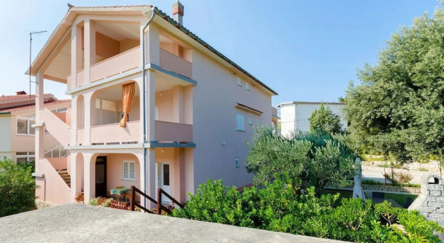 Apartments Slavica, Prenota Appartamento Lopar 