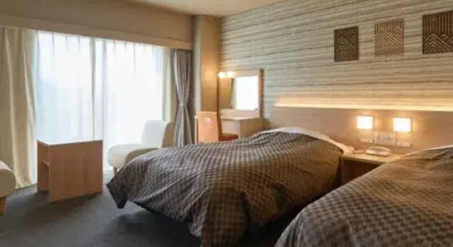 Double Suite Maple Arima