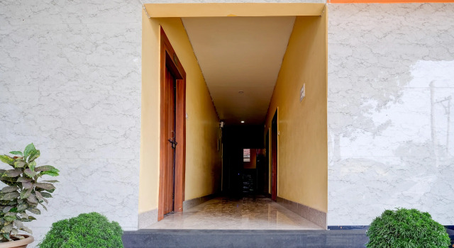 Super Collection O Guwahati Airport Formerly Hotel Aniruddha Grand