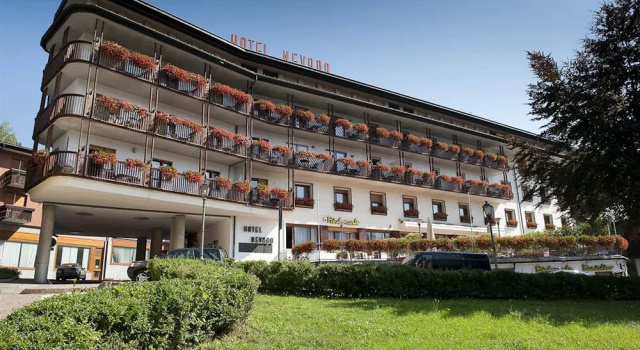 Hotel Nevada, Забронировать Отель Тарвизио 