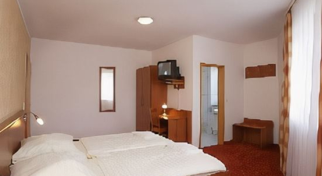 Zorbas, Reserva ahora Hotel Dachau 