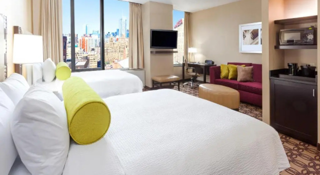 Двухместный люкс Fairfield Inn & Suites by Marriott New York Midtown Manhattan/Penn Station