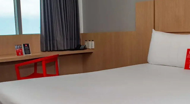 Двухместный номер Standard с видом на море ibis Cartagena Marbella