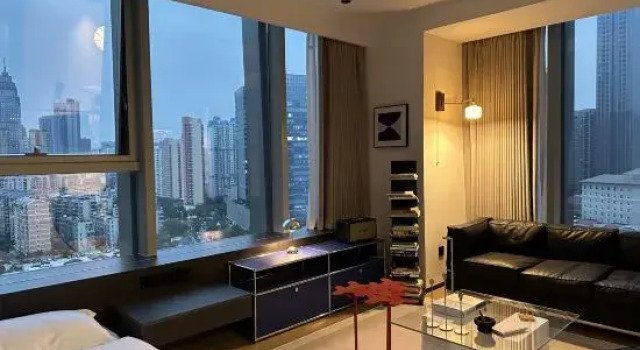 Wuhan And Frame Homestay