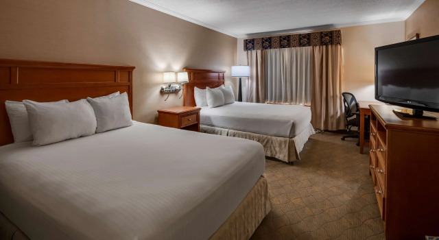 Четырёхместный номер Standard Best Western Lapeer Inn