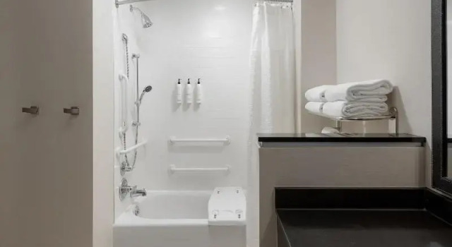 Четырёхместный номер Standard Fairfield Inn & Suites by Marriott Columbia