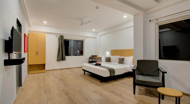OYO Townhouse 140 Thampanoor Railway Station, Забронировать Отель Тируванантапурам штат Керала
