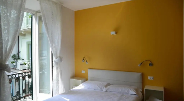 Двухместный номер Standard с балконом Iseo Lake - Rooms & Apartments