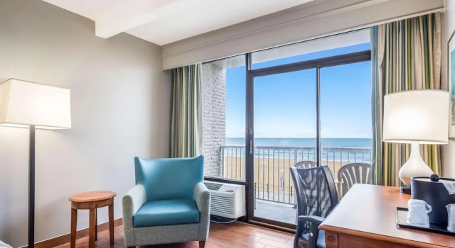 Двухместный номер Standard Цокольный этаж oceanfront Country Inn & Suites by Radisson, Virginia Beach Oceanfront