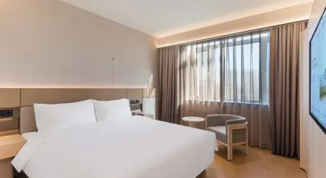 Люкс JI Hotel (Heihe)