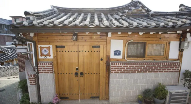 Bukchonae, Rezerwuj Hotel Hotele w Seul z parkingiem, w pobliżu Honghwamun Gate, Parking