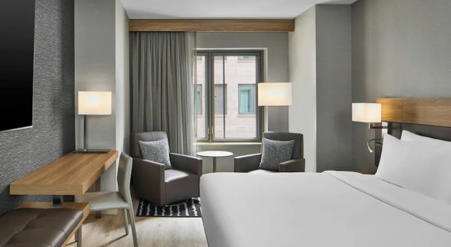 Номер Standard AC Hotel Savannah Historic District
