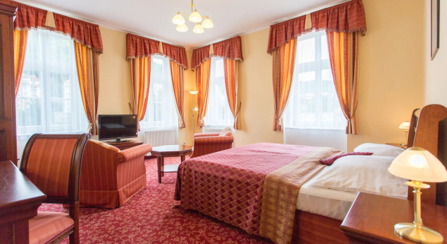 Hotel Ontario, Забронировать Отель Отели Карловых Варов 3 звезды, рядом с Vridelni kolonada, 3*