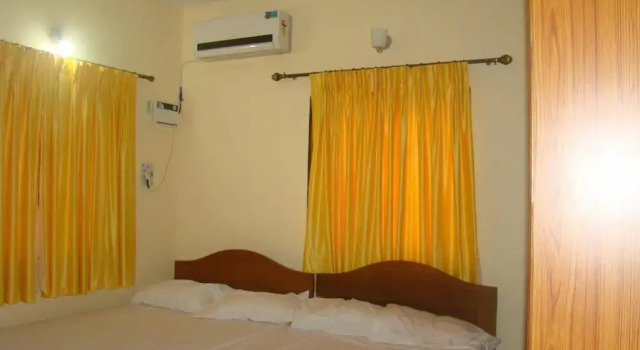 Saikunj Holiday Homes, Prenota Affittacamere Candolim 