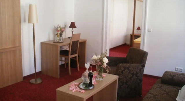 Люкс Boutiquehotel Goldene Rose - self-check-in