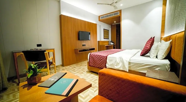 Номер Premium Hotel Surya, Kaiser Palace