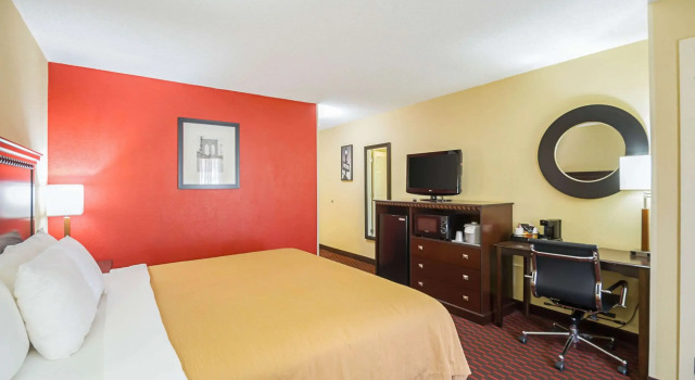 Двухместный номер Standard Quality Inn & Suites Hagerstown