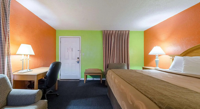 Pinnell Motor Inn Motel, Rezerwuj Mini-hotel Paris Illinois