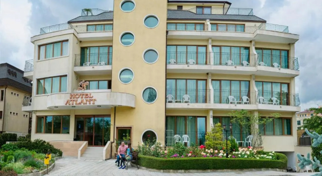 Номер Standard Atlant Hotel
