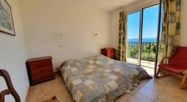 Villa Cavalaire-sur-Mer, 4 pièces, 6 personnes - FR-1-100-255, Забронировать Вилла Коттеджи Кавалер-сюр-Мер, Коттедж