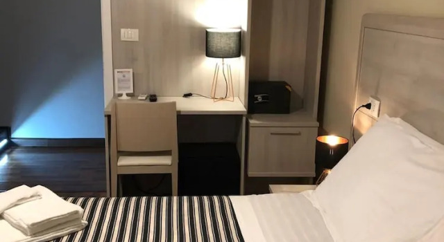 Люкс Comfort B&B Elios Rooms