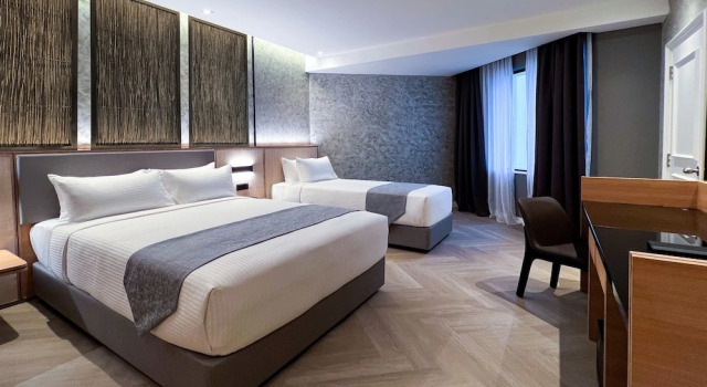 Трёхместный номер Plus Deluxe Hotel Royal Signature