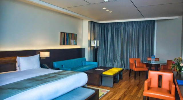 Клубный люкс Eko Hotel Signature