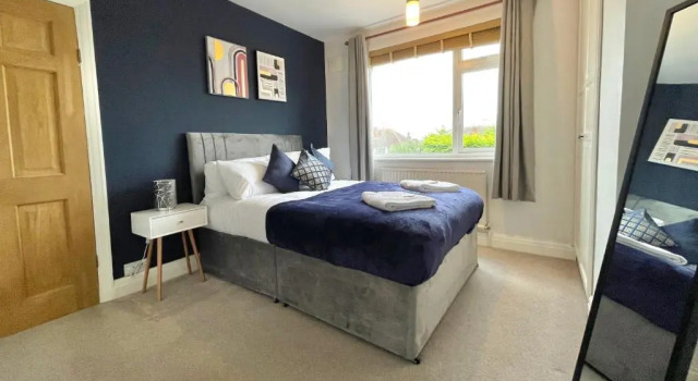 Seedfield House - Elegant Stylish Home