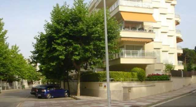 Apartamento Sa Conca 2 2 4, Rezerwuj Apartament Hotele w Gironès z parkingiem, Parking
