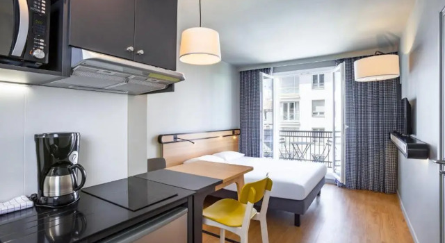 Студия с балконом Aparthotel Adagio Access La Défense Puteaux