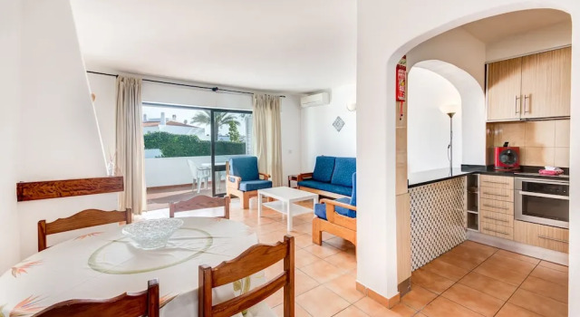 Апартаменты Standard с 2 комнатами с видом на бассейн Oura Parque Apartamentos Turisticos