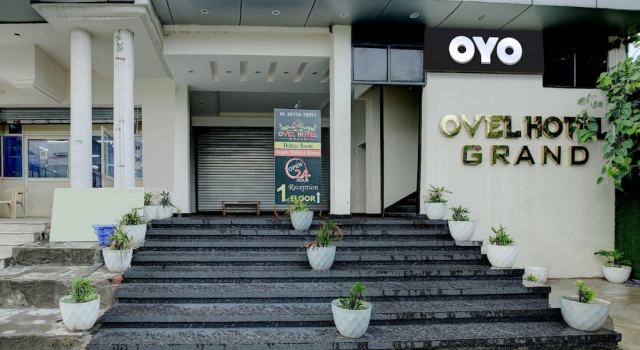 Collection O Ovel Hotel Grand, Rezervovat Hotel Hotely v Punjab s parkováním, Parkování