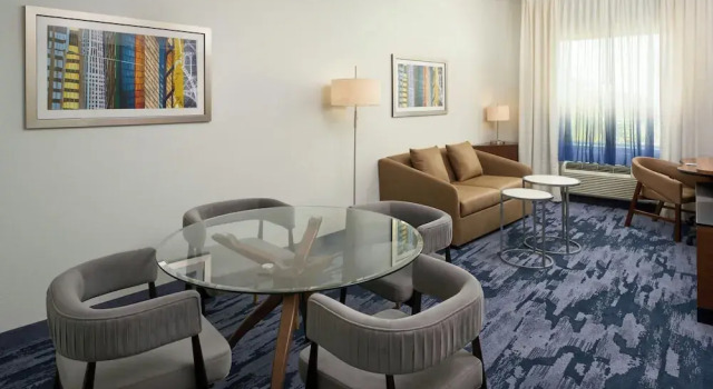 Двухместный люкс Fairfield Inn & Suites by Marriott Delray Beach I-95