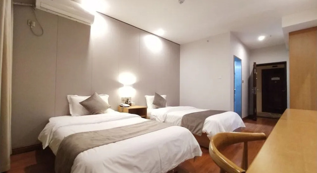 KBL Hotel, Varaa Hotelli Hongshan District 