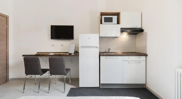 Студия APARTMENT 20