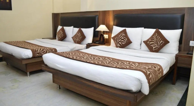 Семейный номер Standard Hotel Hari Piorko Grand - 2 Min from New Delhi Railway Station