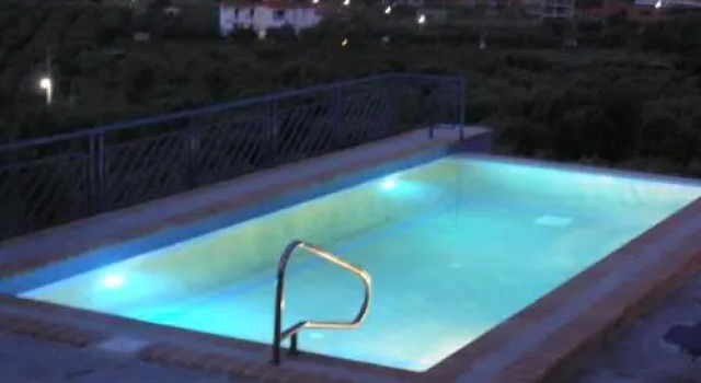 Bed and breakfast 3 stars Sarti, Rezervovat Hotel Sarti 
