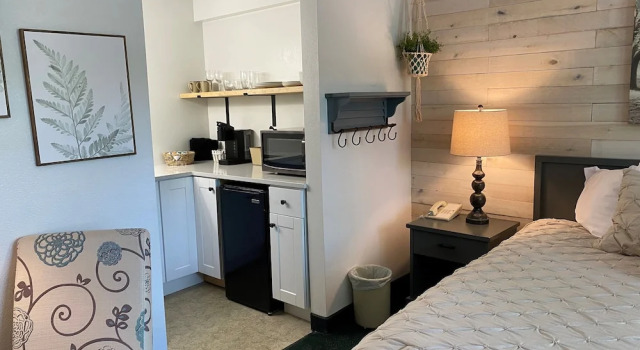 Двухместный люкс Moose Creek Lodge & Suites