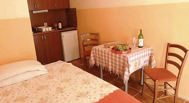 Студия Apartments Zenit