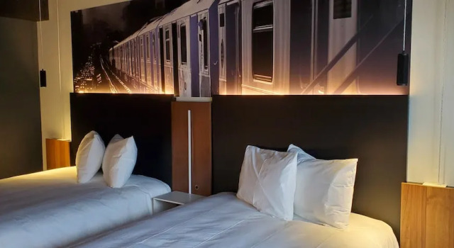Четырёхместный номер Comfort Grand Times Hotel Laval - Centropolis