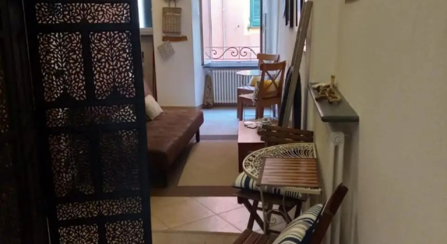 Dume Cosy Apt - Central - Near the Beach with A.C.