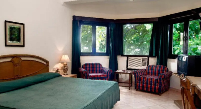 Двухместный номер Standard Whispering Palms Beach Resort