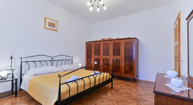 Apartment Niteroni, Prenota Appartamento Splitska 
