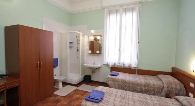 Четырёхместный номер Standard Hotel Barone