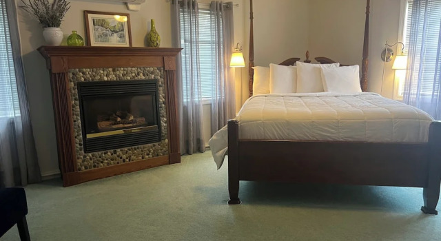Четырёхместный люкс The Vermont Inn