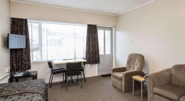 Трёхместный номер Standard Comfort Inn Tayesta Motel
